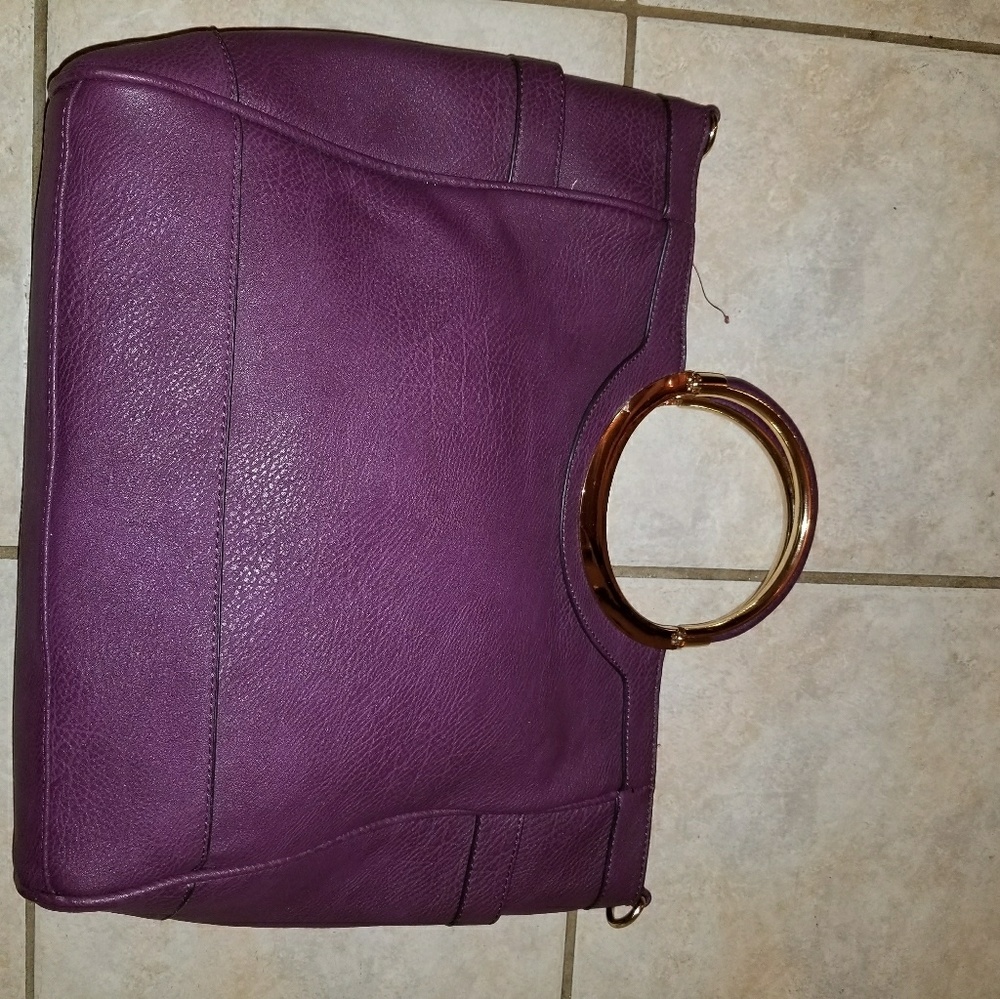 Purse - Picture 2 of 4